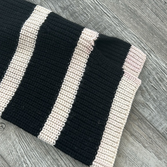 SALE • & Other Stories • Chunky Striped Sweater (read post) - Picture 7 of 9
